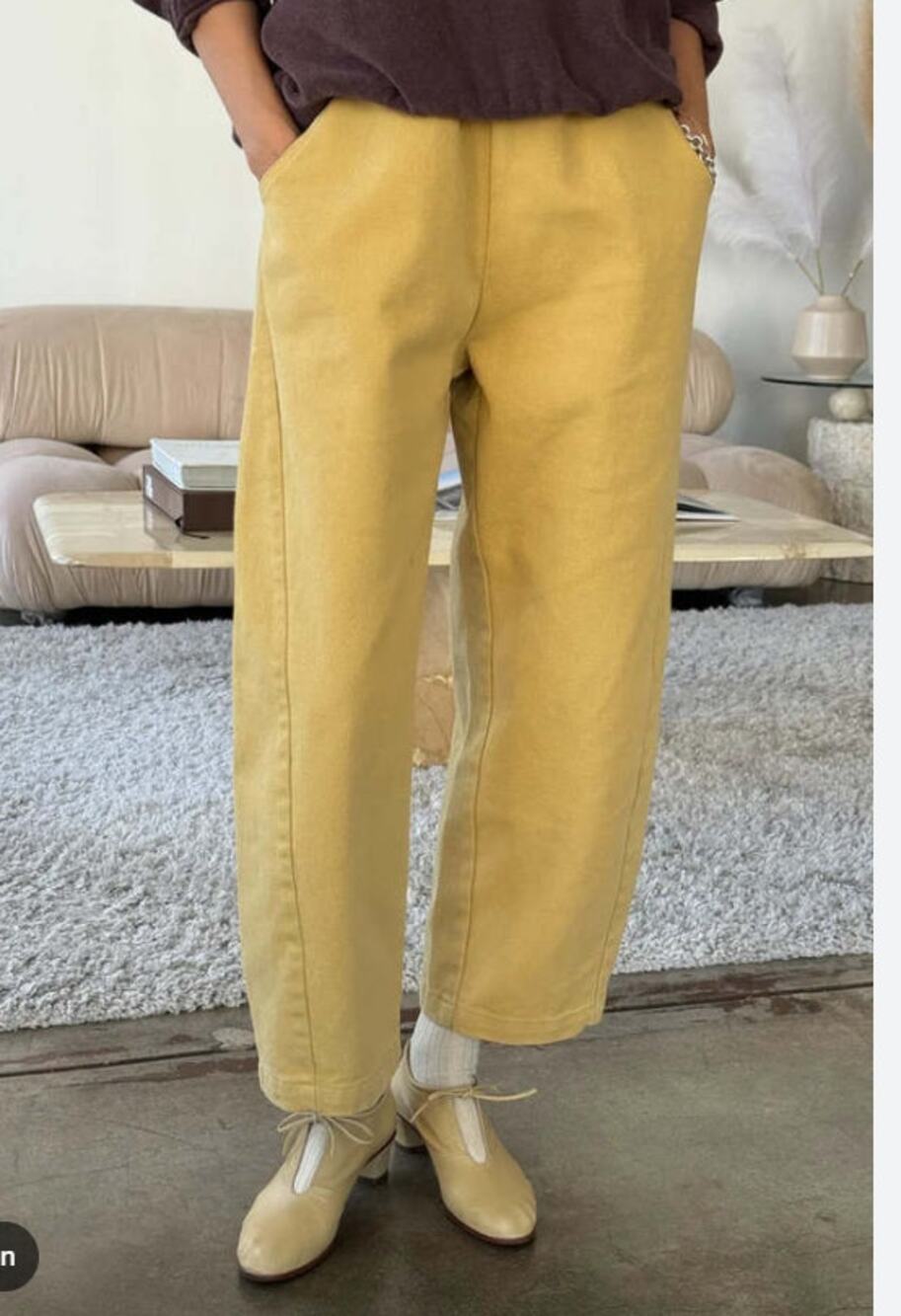 Le Bon Shoppe Arc Pants in Butter Yellow size S Barrel Leg